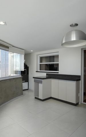 Apartamento à venda com 130m², 3 quartos e 3 vagasVaranda gourmet