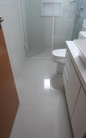 Apartamento à venda com 130m², 3 quartos e 3 vagasBanheiro da Suíte 2