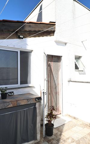Apartamento à venda com 111m², 3 quartos e 1 vaga Apartamento à venda com 111m², 3 quartos e 1 vagaVaranda