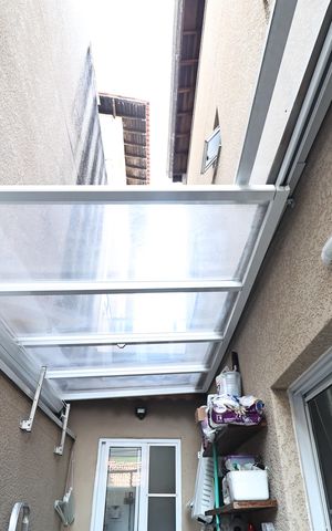 Apartamento à venda com 111m², 3 quartos e 1 vaga Apartamento à venda com 111m², 3 quartos e 1 vagaLavanderia