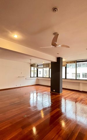 Apartamento à venda com 171m², 3 quartos e sem vaga