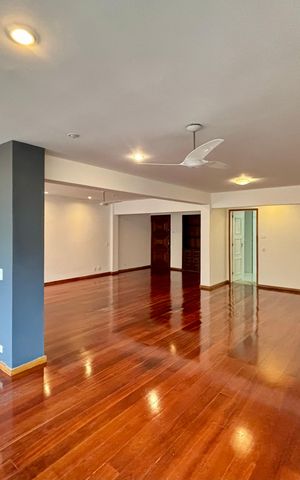 Apartamento à venda com 171m², 3 quartos e sem vaga