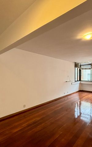 Apartamento à venda com 171m², 3 quartos e sem vaga