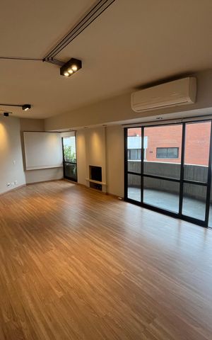 Apartamento para alugar com 129m², 2 quartos e 2 vagas Apartamento para alugar com 129m², 2 quartos e 2 vagasSala
