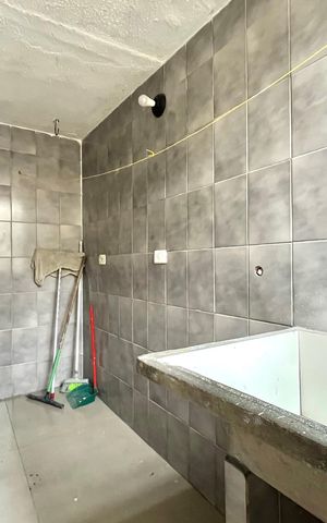Casa para alugar com 240m², 2 quartos e 7 vagas Casa para alugar com 240m², 2 quartos e 7 vagasÁrea de Serviço