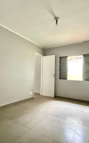 Casa para alugar com 240m², 2 quartos e 7 vagas Casa para alugar com 240m², 2 quartos e 7 vagasSuite