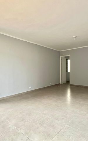 Casa para alugar com 240m², 2 quartos e 7 vagas Casa para alugar com 240m², 2 quartos e 7 vagasSala