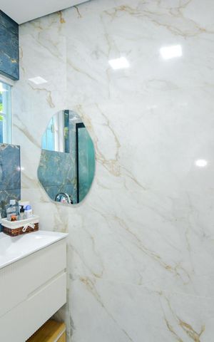 Casa à venda com 135m², 2 quartos e 1 vagaBanheiro
