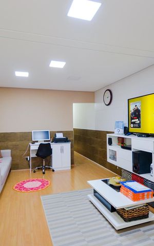 Casa à venda com 135m², 2 quartos e 1 vagaSala