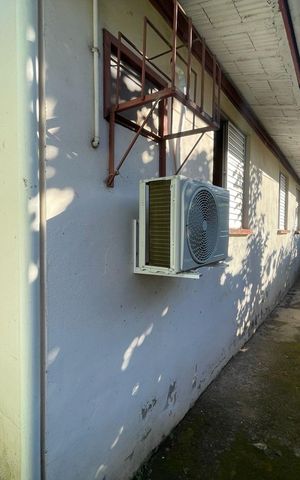 Casa à venda com 250m², 7 quartos e 7 vagas Casa à venda com 250m², 7 quartos e 7 vagasÁrea comum