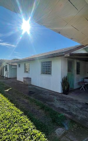 Casa à venda com 250m², 7 quartos e 7 vagas Casa à venda com 250m², 7 quartos e 7 vagasÁrea comum