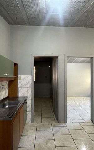 Casa à venda com 250m², 7 quartos e 7 vagas Casa à venda com 250m², 7 quartos e 7 vagasCozinha