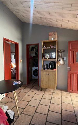 Casa à venda com 250m², 7 quartos e 7 vagas Casa à venda com 250m², 7 quartos e 7 vagasCasa 3 - Cozinha