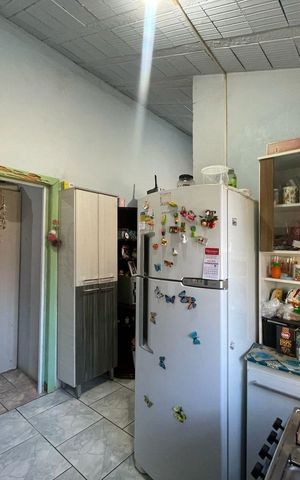Casa à venda com 250m², 7 quartos e 7 vagas Casa à venda com 250m², 7 quartos e 7 vagasCasa 2 - Cozinha