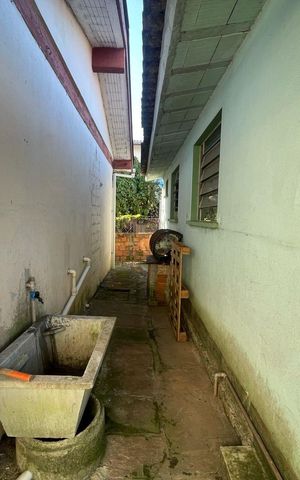 Casa à venda com 250m², 7 quartos e 7 vagas Casa à venda com 250m², 7 quartos e 7 vagasÁrea comum