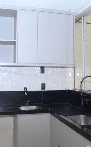 Apartamento à venda com 80m², 3 quartos e 2 vagasCozinha e Área de Serviço