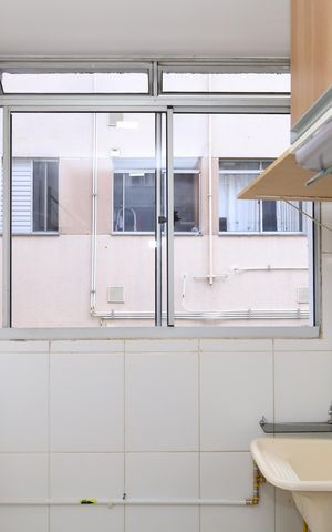 Apartamento à venda com 48m², 3 quartos e 1 vagaÁrea de Serviço