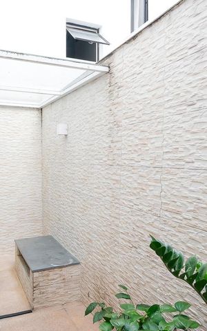Apartamento à venda com 95m², 2 quartos e 1 vagaVaranda