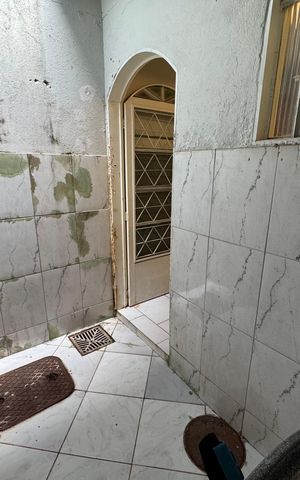 Casa à venda com 280m², 5 quartos e 3 vagas Casa à venda com 280m², 5 quartos e 3 vagasÁrea de Serviço