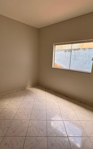 Casa à venda com 280m², 5 quartos e 3 vagas Casa à venda com 280m², 5 quartos e 3 vagasQuarto 3