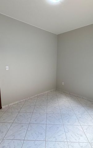 Casa à venda com 280m², 5 quartos e 3 vagas Casa à venda com 280m², 5 quartos e 3 vagasQuarto 3