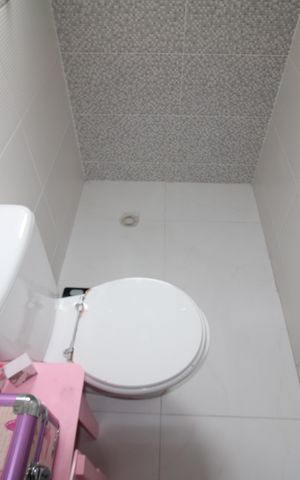 Casa de condomínio à venda com 100m², 2 quartos e 2 vagasQuarto 2 - Banheiro