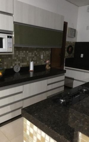 Casa à venda com 38000m², 5 quartos e 4 vagas Casa à venda com 38000m², 5 quartos e 4 vagasCozinha