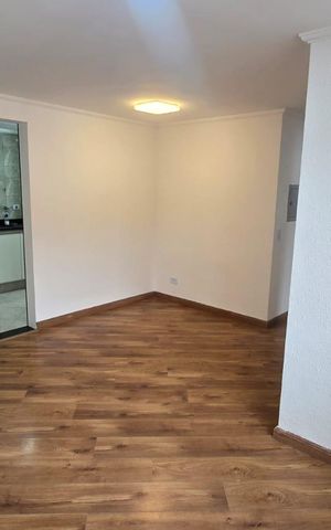 Apartamento à venda com 57m², 3 quartos e 1 vaga Apartamento à venda com 57m², 3 quartos e 1 vagaSala