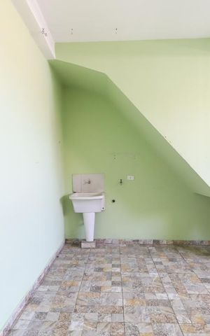 Casa para alugar com 80m², 2 quartos e 1 vaga Casa para alugar com 80m², 2 quartos e 1 vagaÁrea de serviço