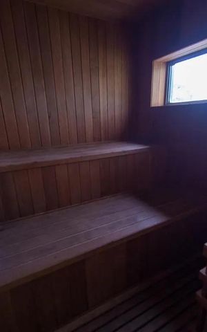 Apartamento à venda com 162m², 3 quartos e 1 vaga Apartamento à venda com 162m², 3 quartos e 1 vagaÁrea comum - Sauna