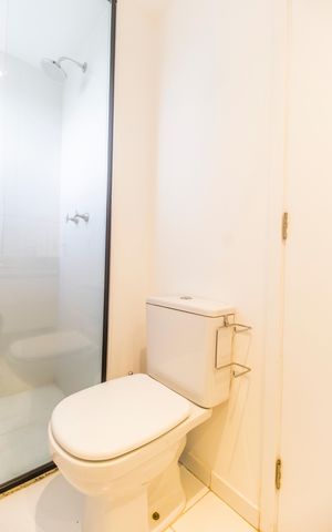 Apartamento para alugar com 46m², 1 quarto e 1 vaga Apartamento para alugar com 46m², 1 quarto e 1 vagaBanheiro da Suíte