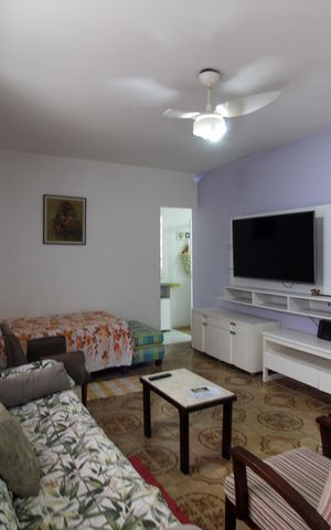 Casa à venda com 225m², 2 quartos e 1 vaga Casa à venda com 225m², 2 quartos e 1 vagaSala