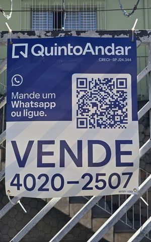 Casa à venda com 242m², 2 quartos e 1 vaga Casa à venda com 242m², 2 quartos e 1 vagaPlaca