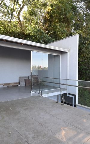 Casa à venda com 220m², 3 quartos e 3 vagasÁrea externa