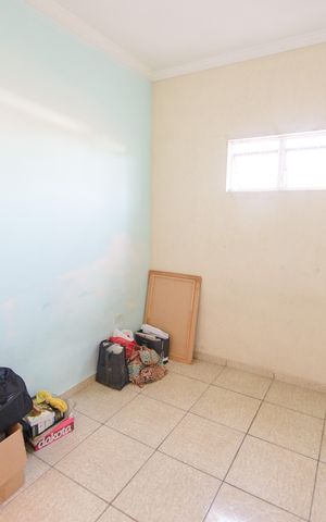 Casa para alugar com 200m², 3 quartos e 1 vaga Casa para alugar com 200m², 3 quartos e 1 vagaQuarto 1