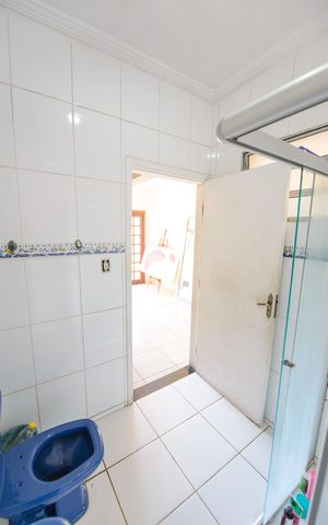 Casa para alugar com 200m², 3 quartos e 1 vaga Casa para alugar com 200m², 3 quartos e 1 vagaBanheiro 1