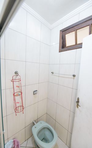 Casa para alugar com 200m², 3 quartos e 1 vaga Casa para alugar com 200m², 3 quartos e 1 vagaBanheiro 2