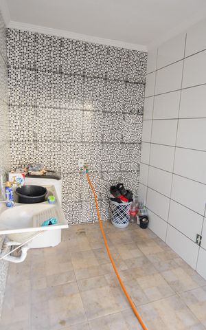 Casa para alugar com 200m², 3 quartos e 1 vaga Casa para alugar com 200m², 3 quartos e 1 vagaÁrea de Serviço