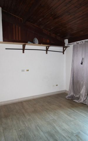 Casa para alugar com 225m², 4 quartos e 1 vagaÁrea de Serviço - Quarto 