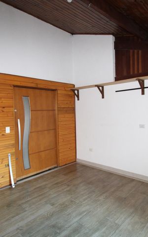 Casa para alugar com 225m², 4 quartos e 1 vagaÁrea de Serviço - Quarto 