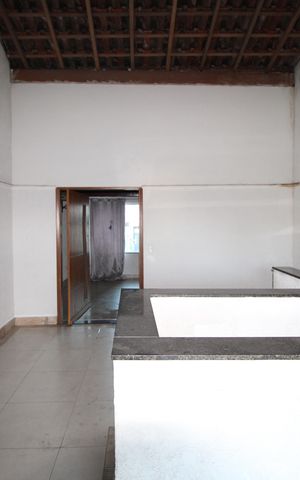 Casa para alugar com 225m², 4 quartos e 1 vagaÁrea de Serviço