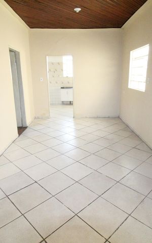 Casa para alugar com 120m², 3 quartos e 1 vagaSala