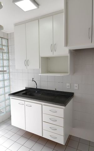 Apartamento para alugar com 77m², 2 quartos e 2 vagasCozinha