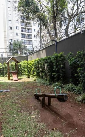 Apartamento à venda com 128m², 3 quartos e 3 vagas Apartamento à venda com 128m², 3 quartos e 3 vagasPlayground