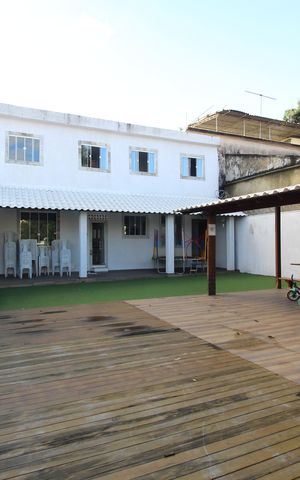 Casa para alugar com 360m², 3 quartos e 1 vagaFrente