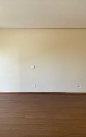 Casa à venda com 277m², 3 quartos e 3 vagas Casa à venda com 277m², 3 quartos e 3 vagasQuarto 3