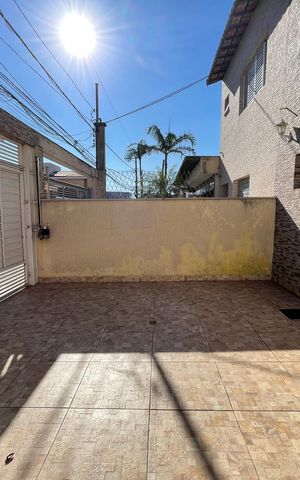 Casa à venda com 277m², 3 quartos e 3 vagas Casa à venda com 277m², 3 quartos e 3 vagasGaragem