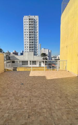 Casa à venda com 277m², 3 quartos e 3 vagas Casa à venda com 277m², 3 quartos e 3 vagasVaranda