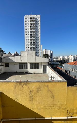 Casa à venda com 277m², 3 quartos e 3 vagas Casa à venda com 277m², 3 quartos e 3 vagasVaranda