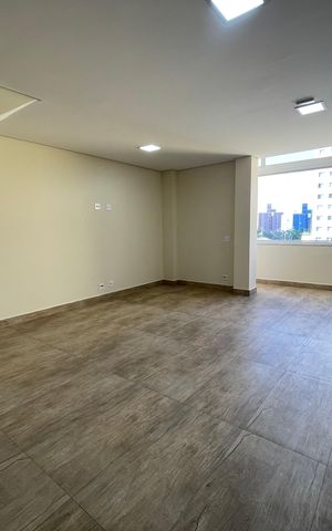 Casa à venda com 277m², 3 quartos e 3 vagas Casa à venda com 277m², 3 quartos e 3 vagasSala de Jantar